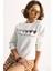 Kadın Beyaz Kalp Baskılı Sweatshirt 2