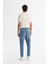 Erkek Mavi Eskitme Yıkamalı Esnek Oslo Carrot Fit Jean Pantolon A42Y3570 4