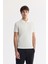 Erkek Beyaz Polo Yaka Dokulu Jakarlı Regular Fit T-Shirt A51Y1019 1