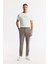 Erkek Vizon Beli Lastikli Bi-Stretch Teknik Kumaş Slim Fit Pantolon A51Y3077 1