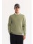 Erkek Yeşil Bisiklet Yaka Pamuklu Şardonlu Baskılı Regular Fit Sweatshirt A52Y1327 1
