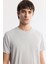 Erkek Açık Gri Bisiklet Yaka Bi-Stretch Soft Touch Basic Regular Fit T-Shirt B001031 2