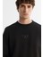 Erkek Siyah Bisiklet Yaka Pamuklu Şardonlu Baskılı Regular Fit Sweatshirt B001033 2