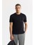 Erkek Siyah Bisiklet Yaka Baskılı Bi-Stretch İnterlok Regular Fit T-Shirt A51Y1135 1