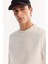 Erkek Beyaz Bisiklet Yaka Pamuklu Şardonlu Baskılı Regular Fit Sweatshirt B001033 2