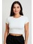 Kadın Beyaz Yuvarlak Yaka Yarım Kol Crop Top Bluz 4