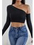 Kadın Siyah Tek Omuz Detaylı Uzun Kol Crop Top Bluz – Şık, Rahat ve Kolay Kombinlenebilir 4