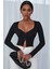 Kadın Siyah Uzun Kollu Düğmeli Göğüs ve Göbek Dekolteli Crop Top Bluz – Şık, Rahat ve Kolay Kombinlenebilir 6