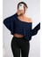 Siyah - Lacivert 2 Li Kadın Düşük Omuz Kayık Yaka Oversize Uzun Kollu Crop T-Shirt 4