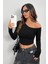 Kadın Asimetrik Yaka Uzun Kollu Crop T-Shirt Siyah 1