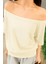 Kırık Beyaz Kadın Düşük Omuz Kayık Yaka Oversize T-Shirt 2