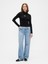 Kadın Siyah Crop Gap Logo Mockneck T-Shirt 5