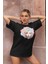 Kadın Yüz Baskılı Oversize T-Shirt 1