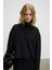 Ploruns Kadın Yumuşak ve Esnek Kumaşlı Balıkçı Yaka Siyah Sweatshirt 3