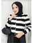 Kadın Düğme Detaylı Etek Üstü Çizgili Hırka 1