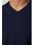 Erkek Slim Fit Dar Kesim Pamuklu Yumuşak Dokulu Likralı Esnek Kumaş Düz Basic Lacivert V Yaka Tişört 4