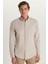 Erkek Slim Fit Dar Kesim Uzun Kollu Pamuklu Oxford Doku Kolay Ütü Taş Renk Düğmeli Yaka Gömlek 3