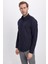 Erkek Slim Fit Dar Kesim Uzun Kollu Pamuklu Oxford Doku Kolay Ütü Lacivert Düğmeli Yaka Gömlek 4