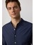 Slim Fit Uzun Kollu Hakim Yaka Pamuklu Kolay Ütü Çizgili Erkek Lacivert Gömlek 2