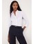 Kadın Slim Fit Dar Kesim Vücuda Oturan Uzun Kollu Gizli Düğme Detaylı Beyaz Basic Gömlek 6