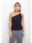 Tek Omuz Tokalı Bluz 3