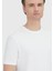 Beyaz Düz Bisiklet Yaka Pamuk Karışımlı T-Shirt 6