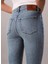 Yüksek Bel Düz Paça Skinny Fit Mavi Kadın Denim Pantolon LV047D733GYYC 4