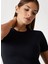 Klasik Yaka Siyah Kadın T-Shirt Aki Kadın Aktif Slim Fit T-Shirt 3