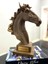 Kişiye Özel Isim Veya Markanızı Yazılabilir Dekoratif At Kafası Büst Büyük Boy Heykeli Kaideli 4