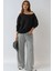 Kadın Kayık Yaka Rahat Kesim Sweatshirt Siyah 5