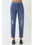 Kadın Yırtık Detaylı Slim Fit Kot Pantolon Orta Mavi Denim 6