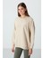 Bej Kompakt Pamuklu Kalın Pürüzsüz Dokulu O Yaka Oversize Fit Kadın Sweatshirt - 97288 7