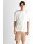 Erkek Krem Relaxed Fit Bisiklet Yaka Logolu T-Shirt 2325124T.113 1