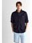 Erkek Lacivert Regular Fit Düğmeli Yaka Gömlek 3825117T.433 1