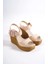 Perla Tokalı Lastikli Dolgu Topuklu Ortopedik Taban Hasır Görünümlü Kadın Sandalet Ckt - Ten 4