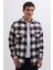 Erkek Slim Fit Dar Kesim Uzun Kollu Kapaklı Çift Cepli Kareli Kışlık Oduncu Gömlek 5