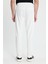 Erkek Regular Fit Klasik Kesim Beli Lastikli Bağcıklı Koyu Beyaz Jogger Pantolon 8