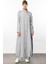 Spoza Ipekçe Doku Düğme Aksesuarlı Çok Yönlü Kullanım Imkanı Sunan Kap Elbise Ferace-Gri 1