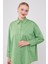Yeşil Düğme Detaylı Gömlek 4