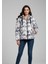 Kadın Grafiti Desenli Kapşonlu Şişme Mont 1
