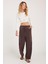 Kadın Regular Fit Klasik Kesim Pamuklu Geniş Paça Kahverengi Pantolon 4
