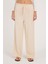 Kadın Regular Fit Klasik Kesim Pamuklu Geniş Paça Bej Pantolon 1