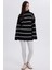 Kadın Oversize Geniş Kesim Yarım Balıkçı Yaka Çizgili Siyah Kazak 1