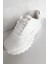 Beyaz Renk Kadın Spor Ayakkabı – Şık ve Konforlu Tasarım 6