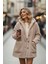Düğmeli Kapüşonlu Peluş Mont – Bej Oversize 1