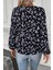 V Yaka Çiçek Desenli Modal Bluz - Siyah 3