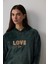 Koyu Yeşil Love Fluffy Nakışlı Sloganlı Kapüşonlu Sabahlık 2