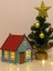 , 3mm Mdf turkuaz,kırmızı ve beyaz renk tonları kullanılmış 13 cm x14 cm x15 cm Noel Evi 2