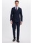 Erkek Slim Fit Sivri Yaka Çizgili Kapaklı Cepli Lacivert Takım Elbise 1