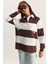 Kadın Polo Yaka Nakışlı Çizgili Sweatshirt 1